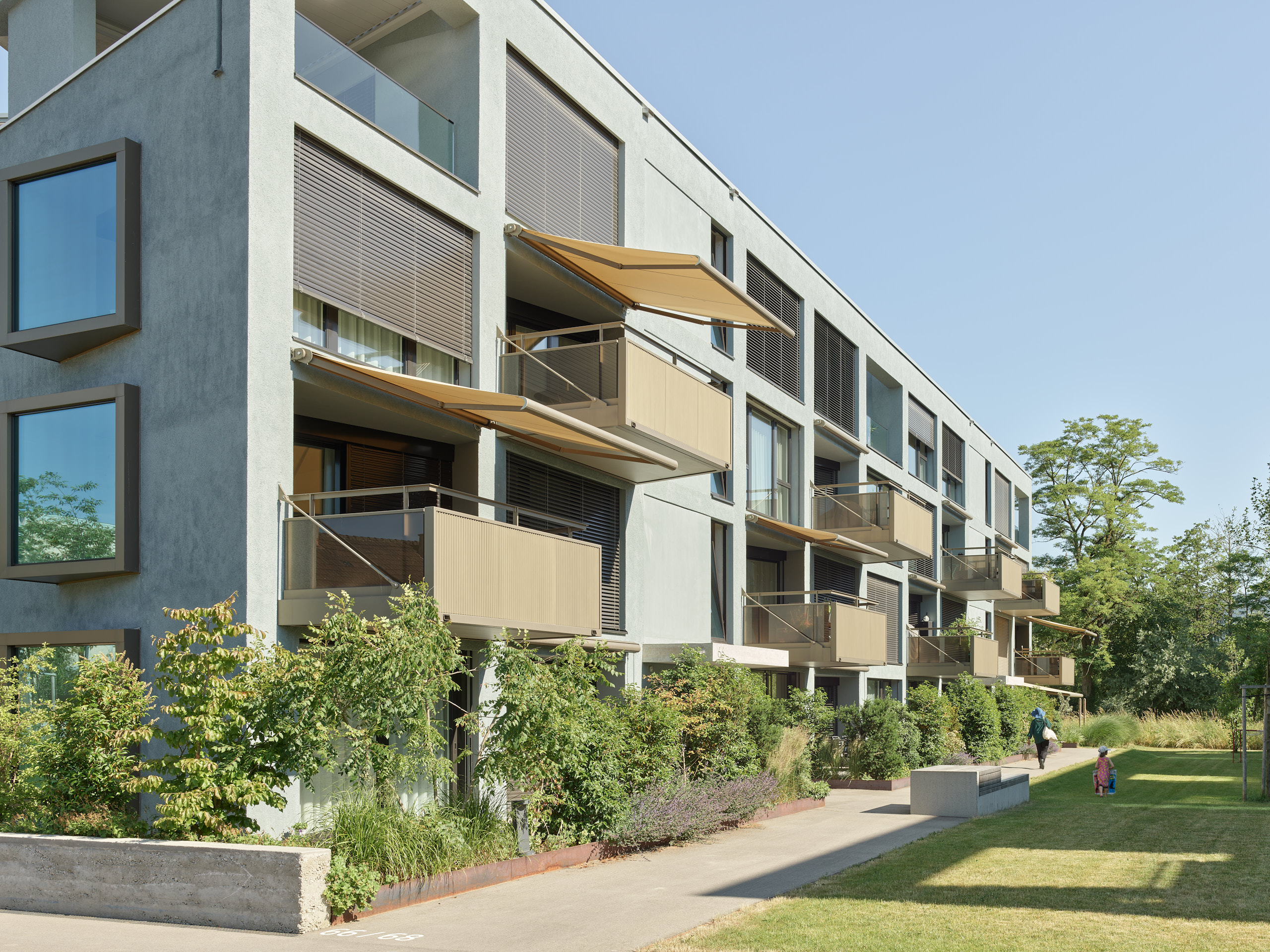 :mlzd ·  Zihlstrasse, Nidau · Aufnahmen 06.2023